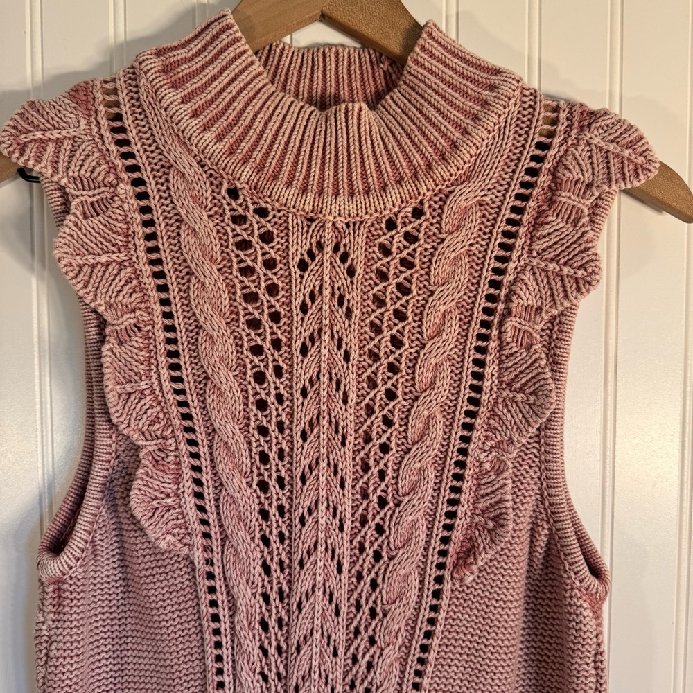 White House Black Market Knitted Ruffled Sleeveless Sweater Tank 100% Cotton M - Picture 3 of 10